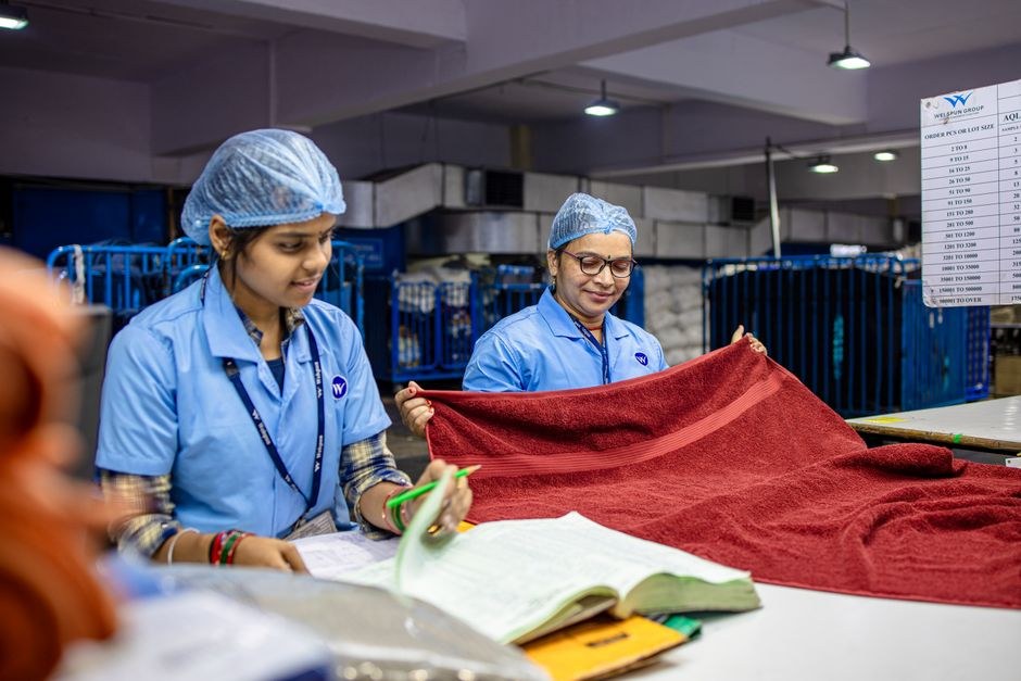 In-House vs Third-Party QC for Cotton Slipper Orders: A Practical Guide
