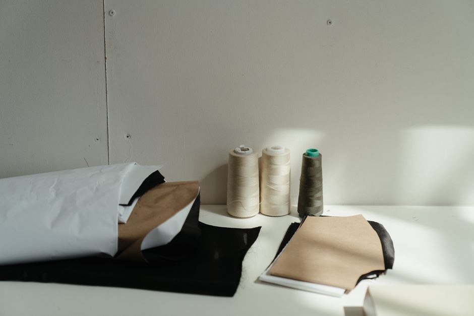OEM Cotton Slippers: From Custom Samples to Mass Production